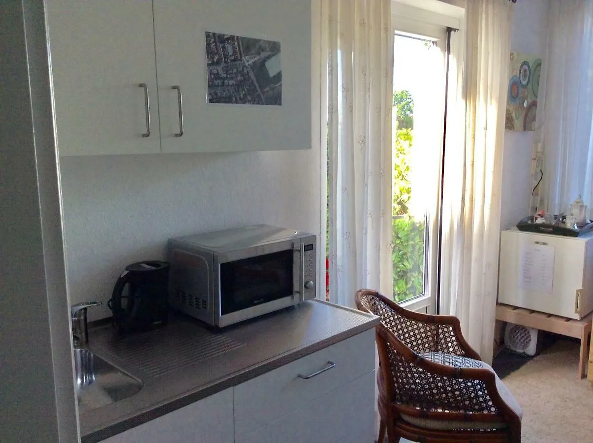 Bed and Breakfast De Aremberg Waalre 0*,  Niederlande